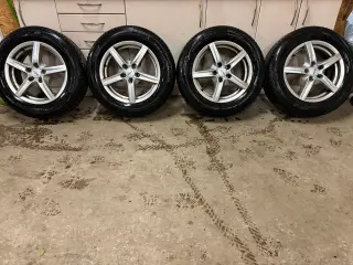 Hankook helårsdæk på alufælge