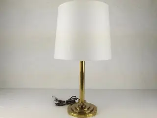 Retro bordlampe af messing m. rundt profileret fod