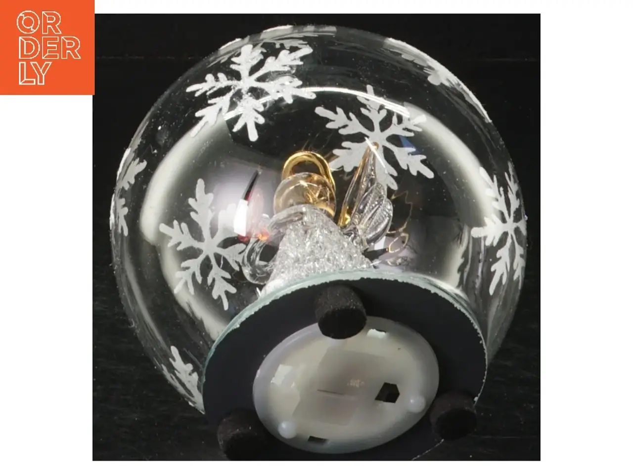 Billede 2 - Glaskugle med julemotiv (str. 11 cm i diameter)