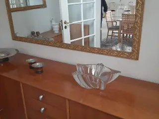 Dækketøjsskab sælges