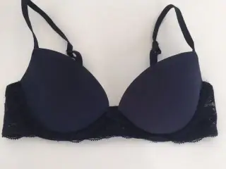 BH Gilly Hicks