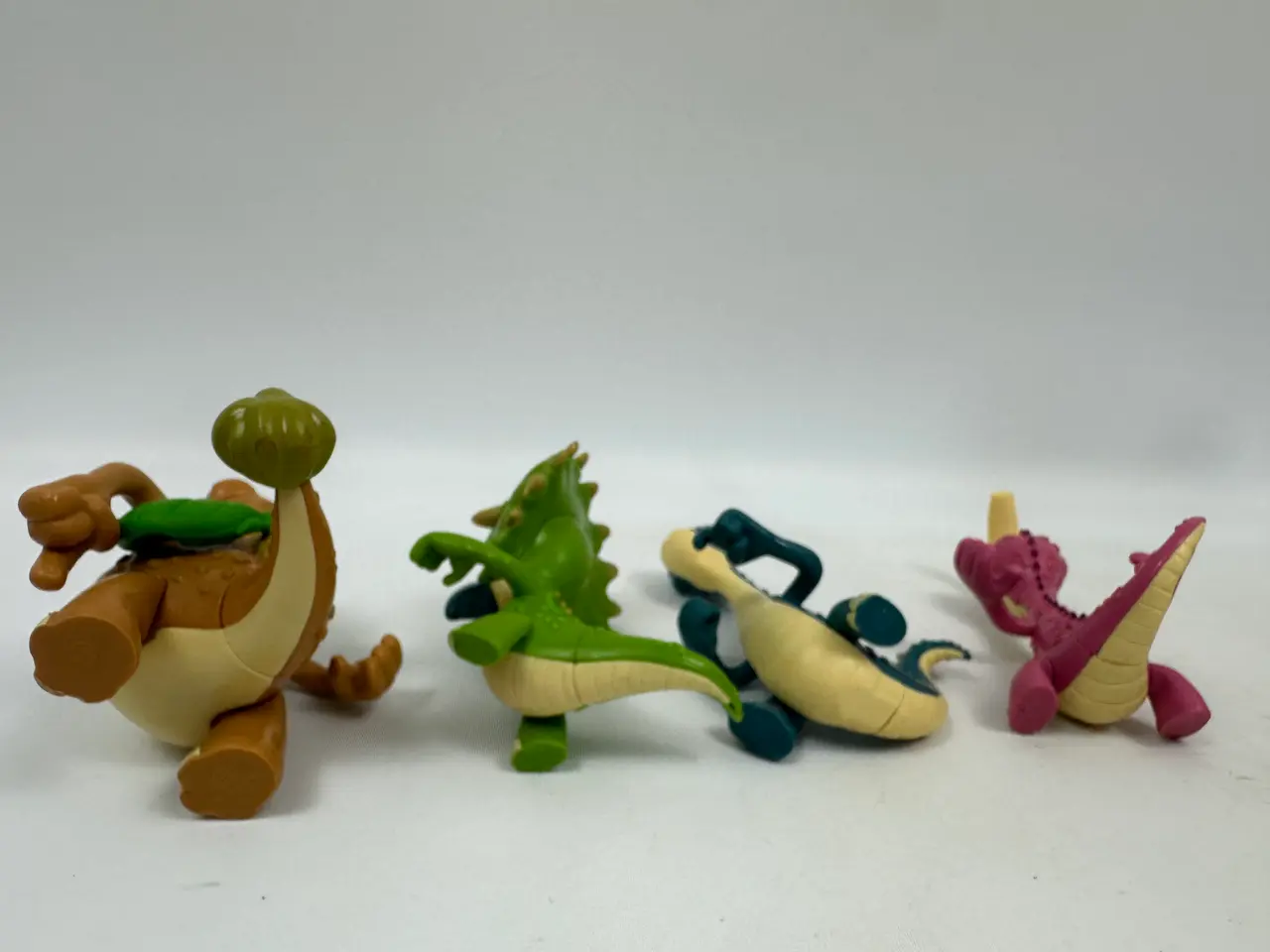 Billede 10 - 4 stk. dinosaurer (Gigantosaurus)