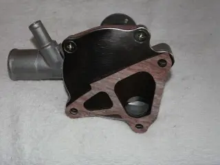 Vandpump Toyota Corolla KE20