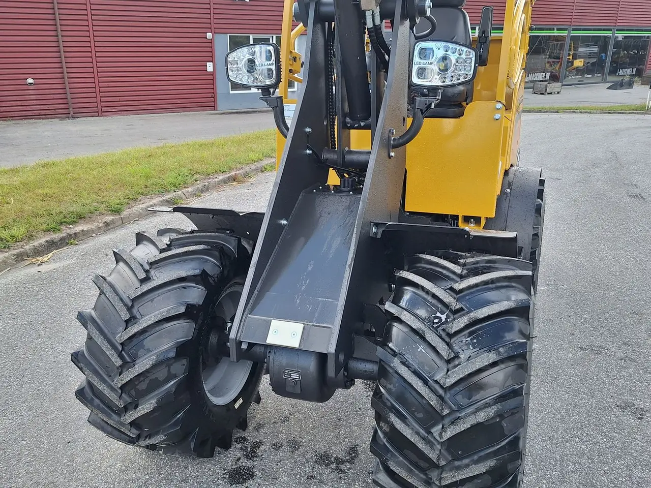 Billede 10 - Eurotrac W12 m. lang arm