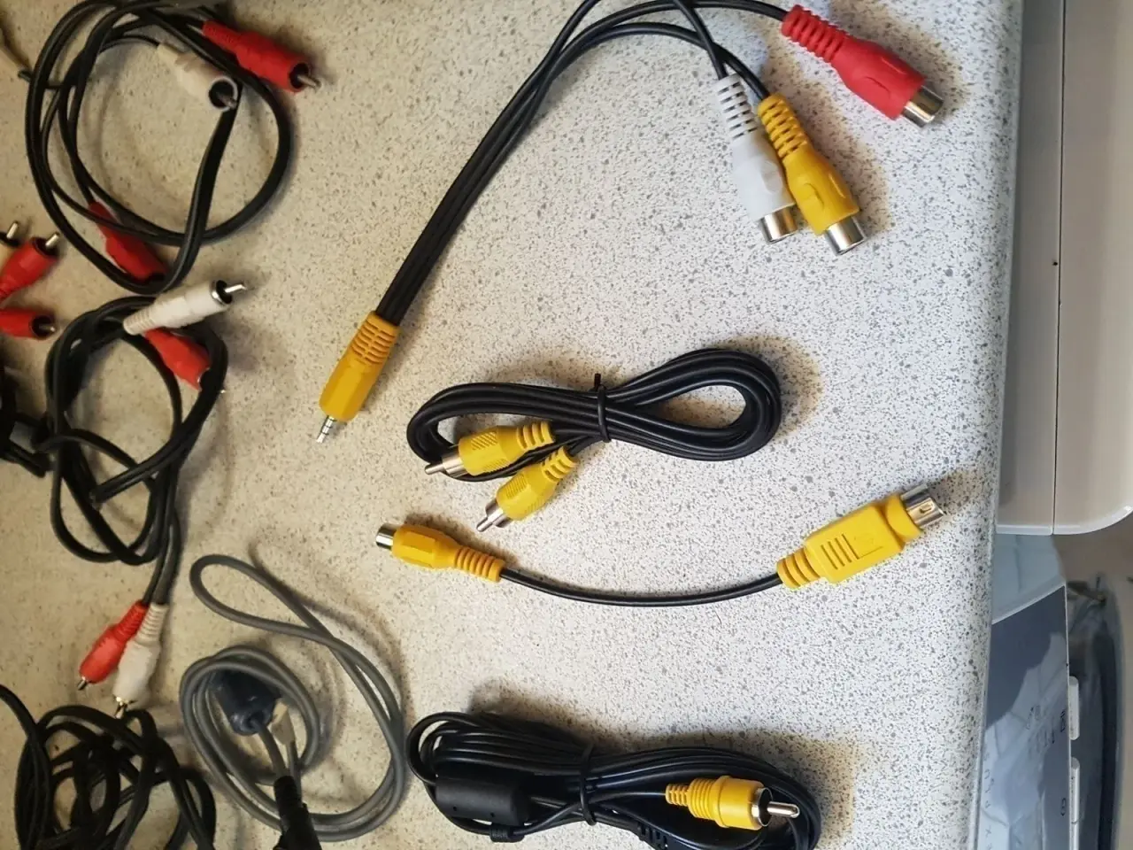 Billede 5 - Div. Lyd/video kabler.
