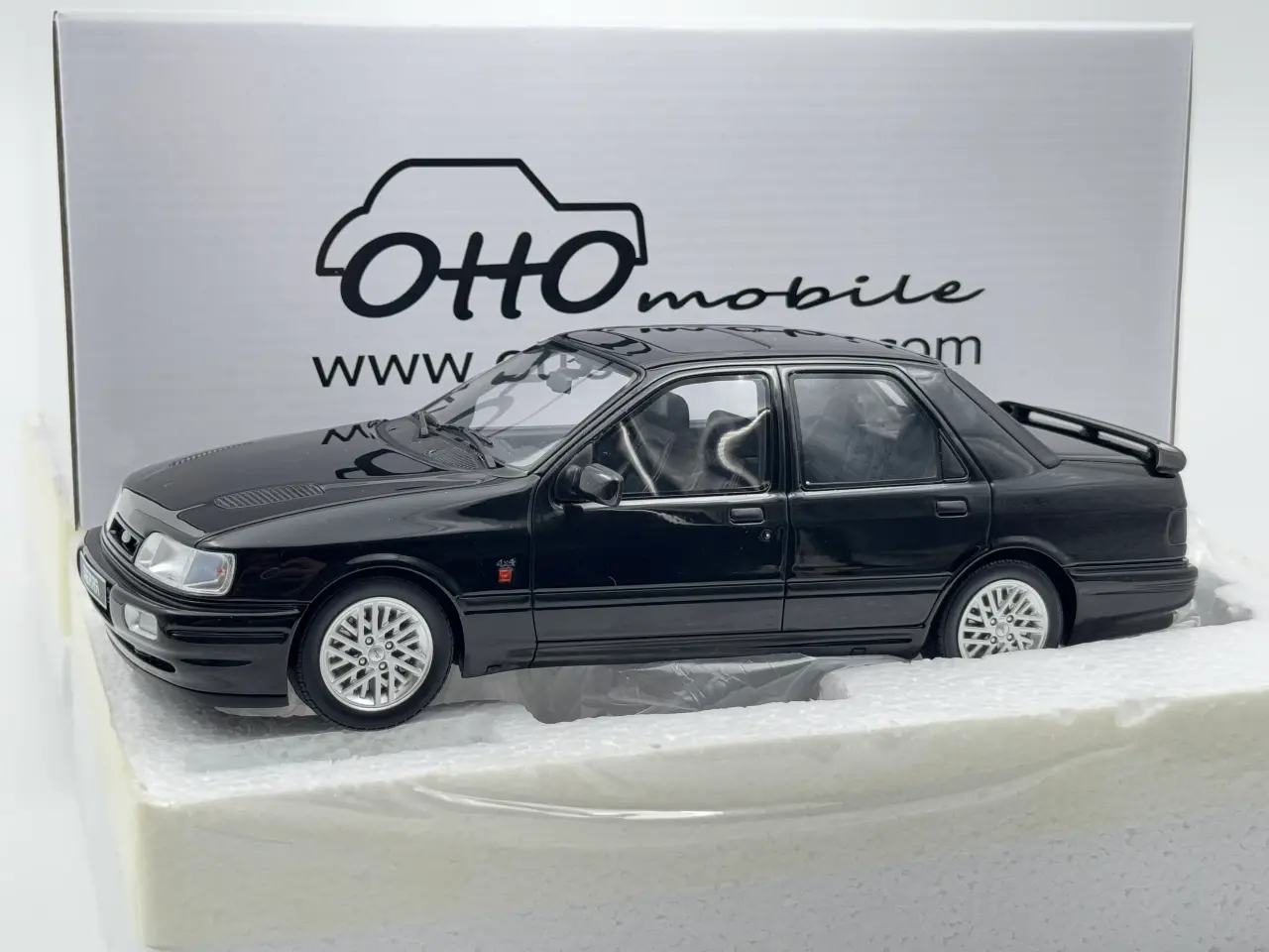 Billede 8 - 1992 Ford Sierra 4x4 Cosworth 1:18  