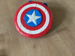 Captain America skjold med affyring til patroner