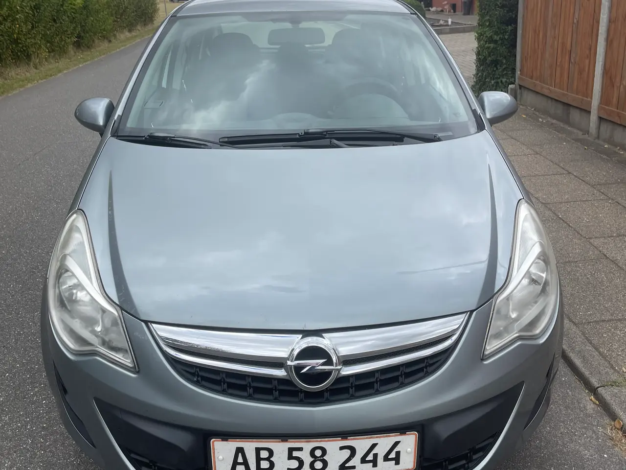 Billede 3 - Opel Corsa 1.0 5-dørs Årg 2012 Km 143000