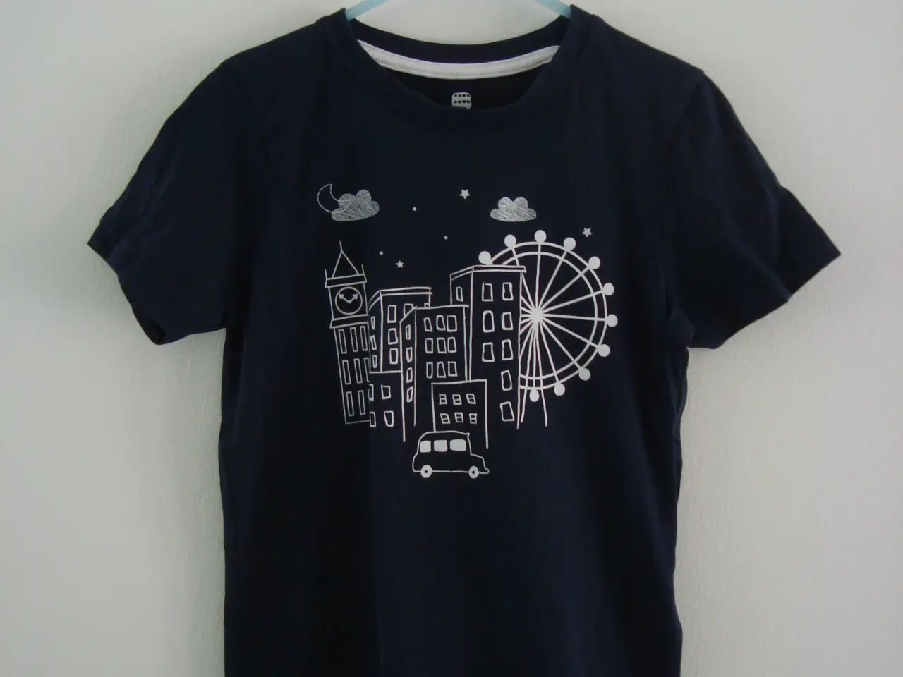 Billede 1 - T-Shirt - Str. 110/116