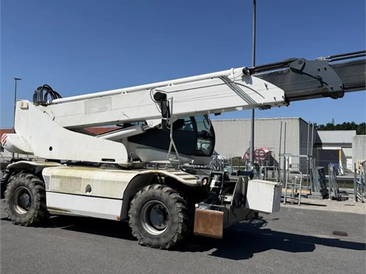 Billede 7 - Magni RTH 5.30 S / Manitou MRT 3050 - 30 m  -  roterende teleskoplæsser / rotating telescopic handler