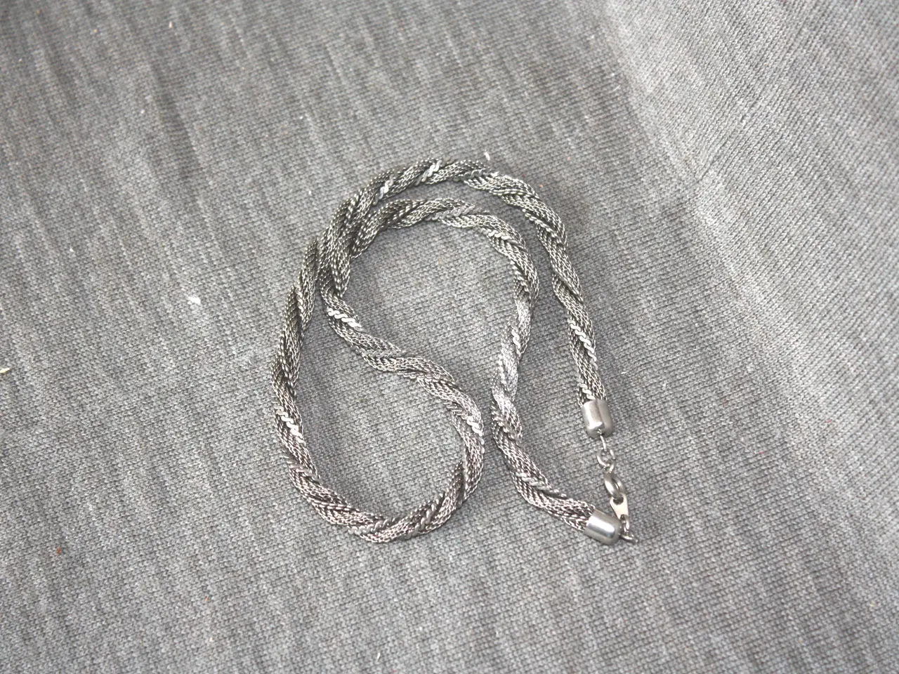 Billede 1 - Metal halskæde 42 cm