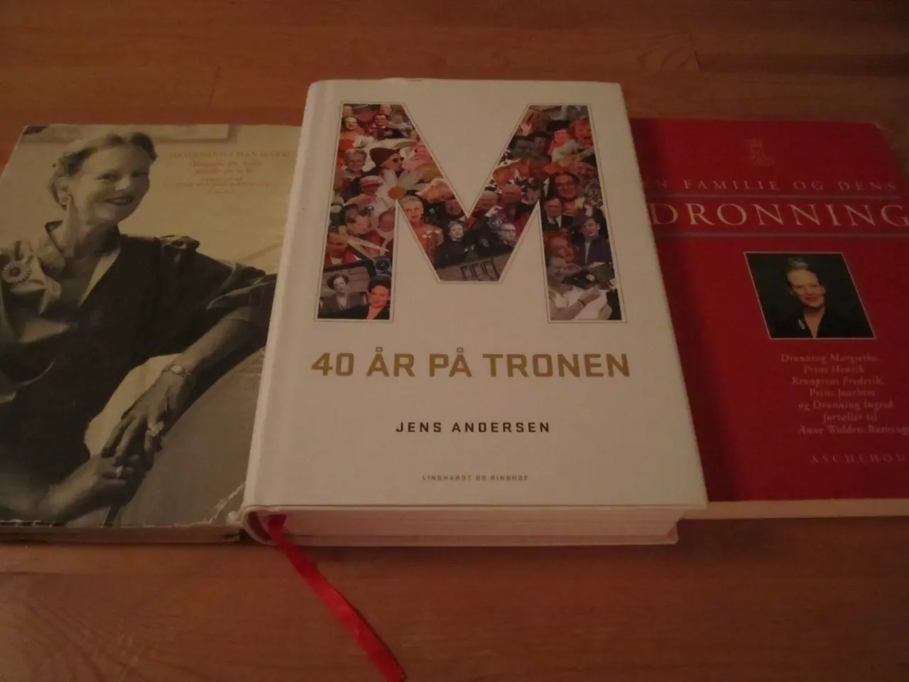 Billede 1 - Mange KONGELIGE Bøger.