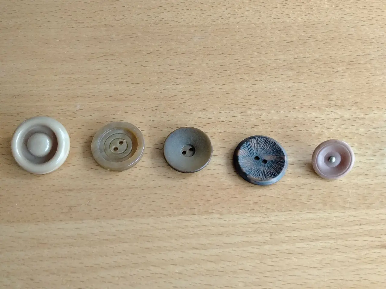 Billede 8 - Specielle knapper (20 billeder)