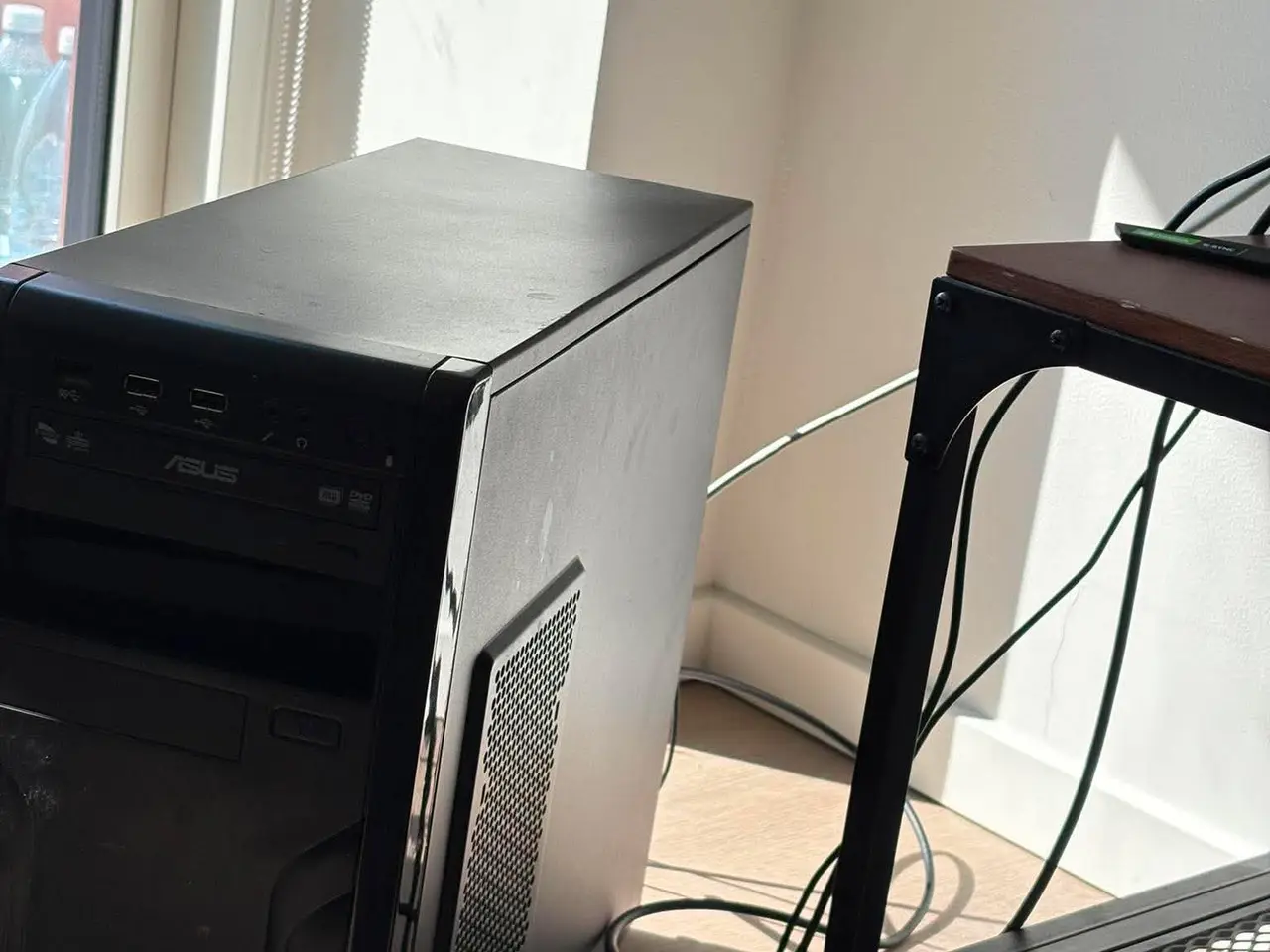 Billede 3 - Stationær Computer med CD drev, I5, 8GB DDR4, ROG