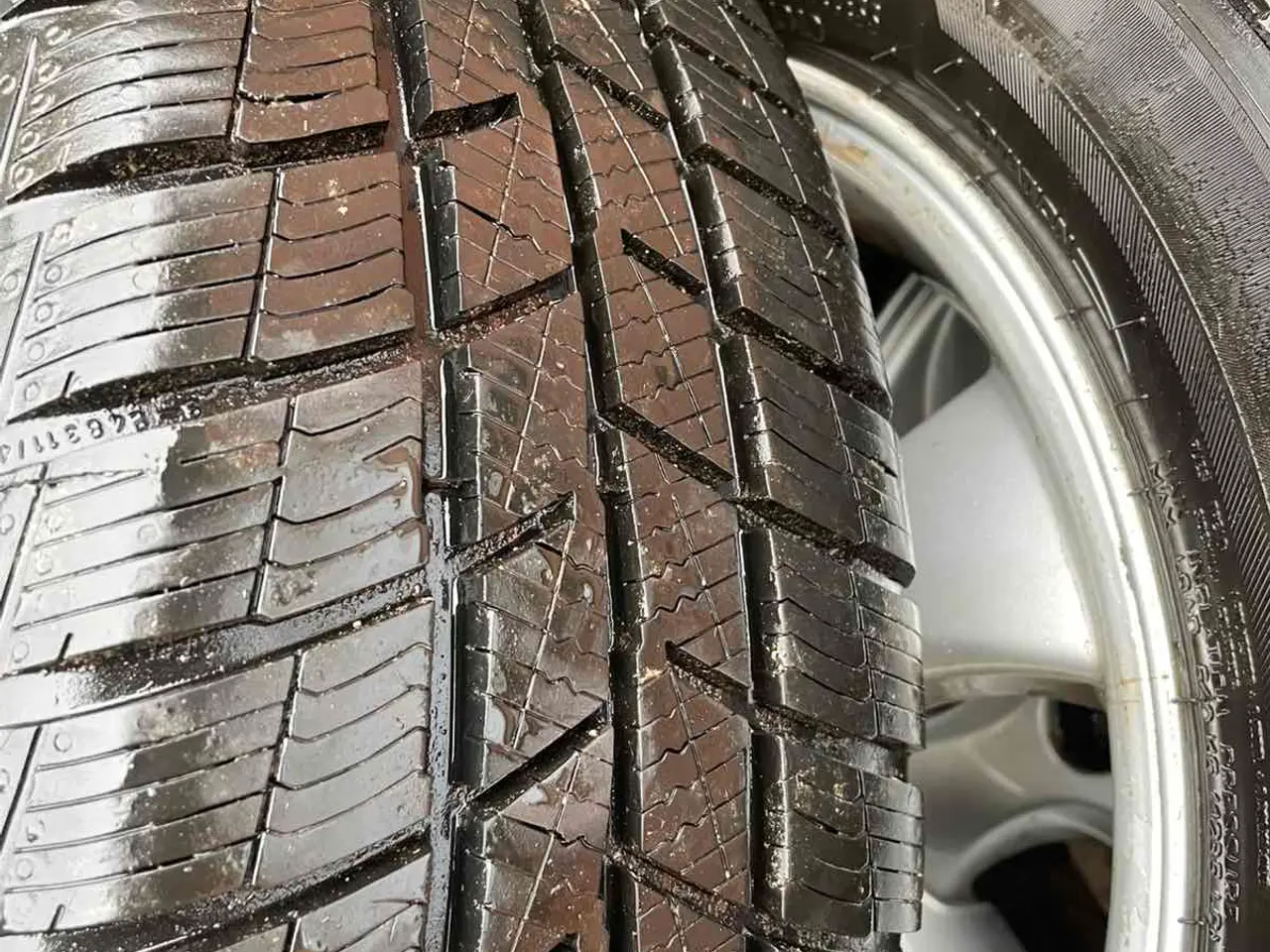 Billede 5 - 15 Suzuki Swift,Kia Rio komplet sæt med vinterdæk