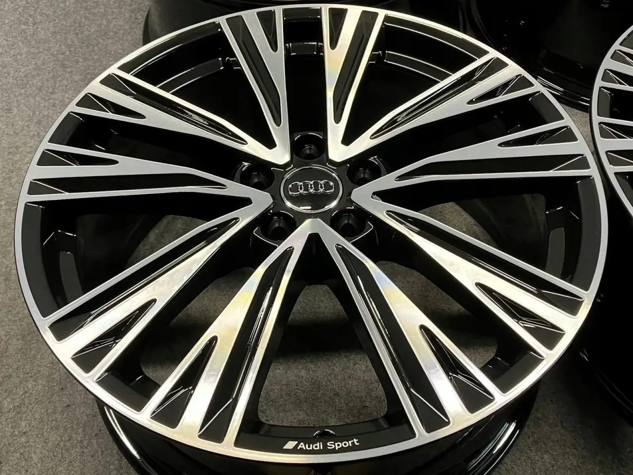 Billede 4 - ALUFÆLGE AUDI A6 C8 4K0 20"
