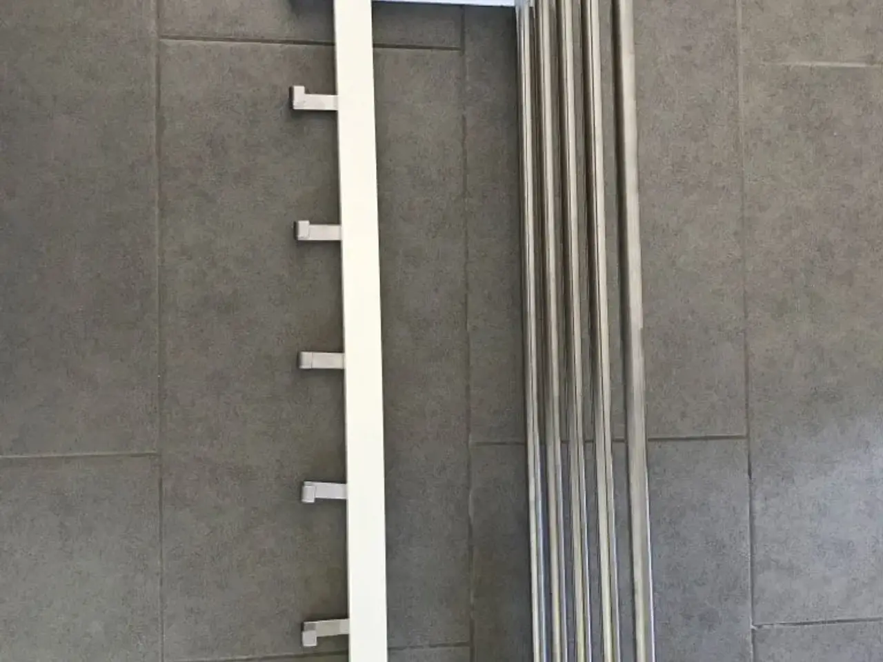 Billede 1 - Knagerække med hattehylde fra IKEA