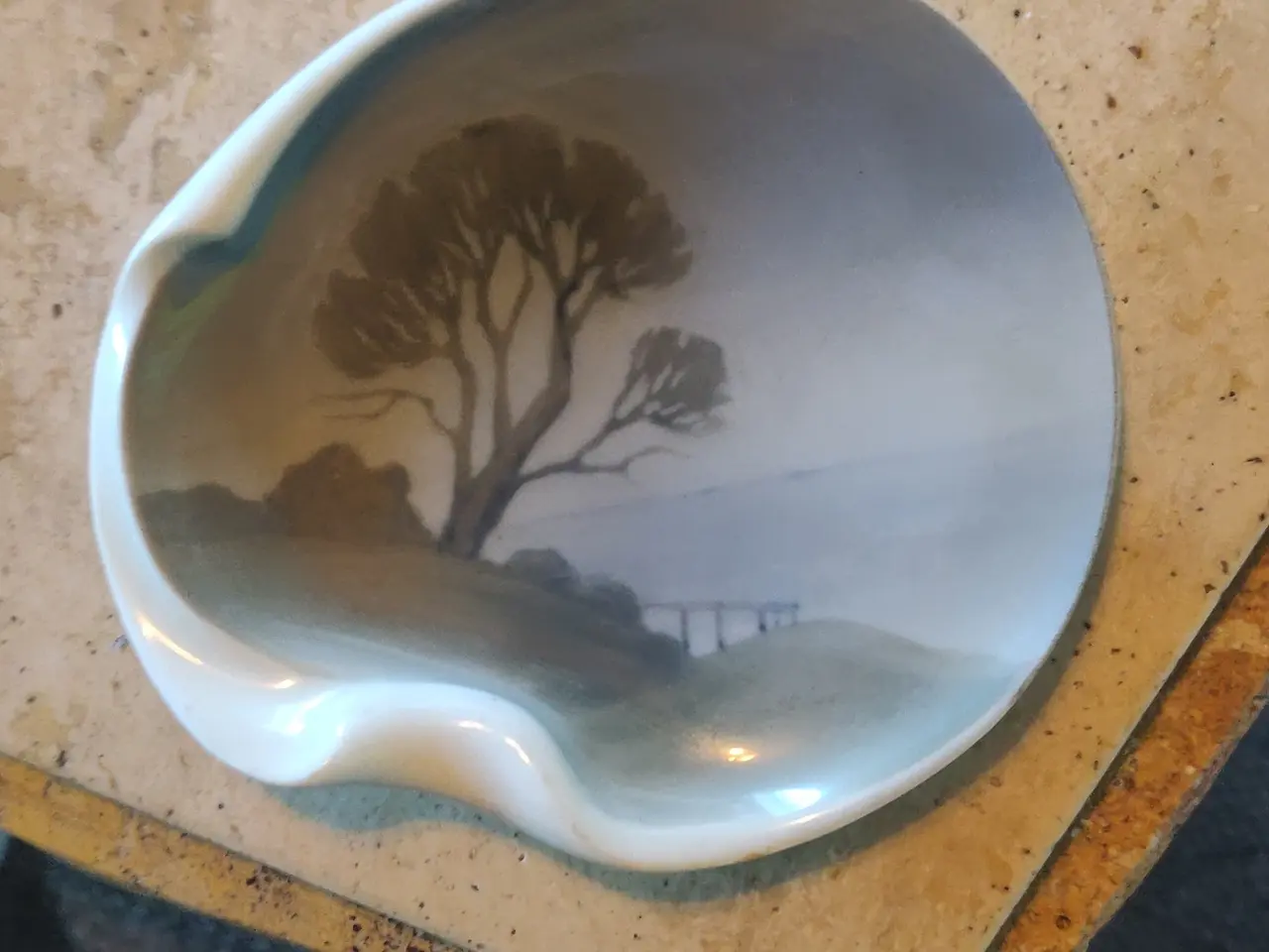 Billede 1 - Bing & Grøndahl porcelænsfad/asiette