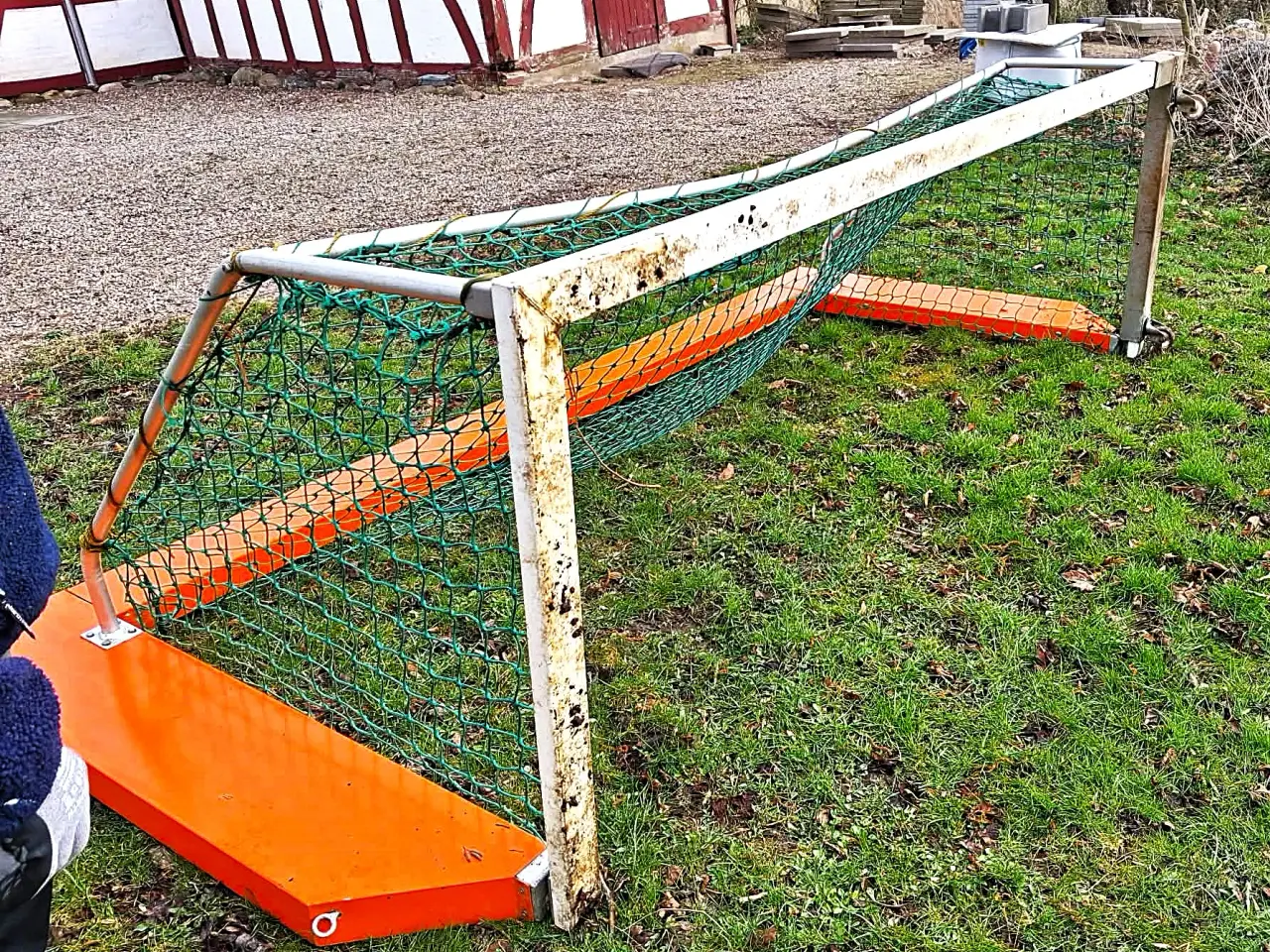 Billede 1 - 2 vandpolomål sælges