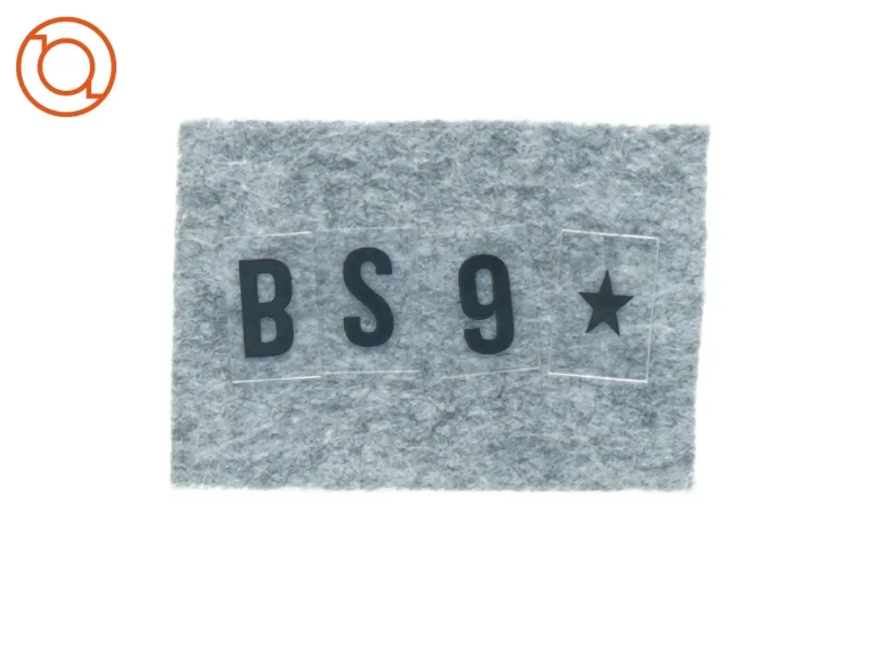 Billede 1 - Plastic tal og bogstav (str. 3 x 2 cm)