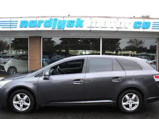 Toyota Avensis 2,0 D-4D TX stc.
