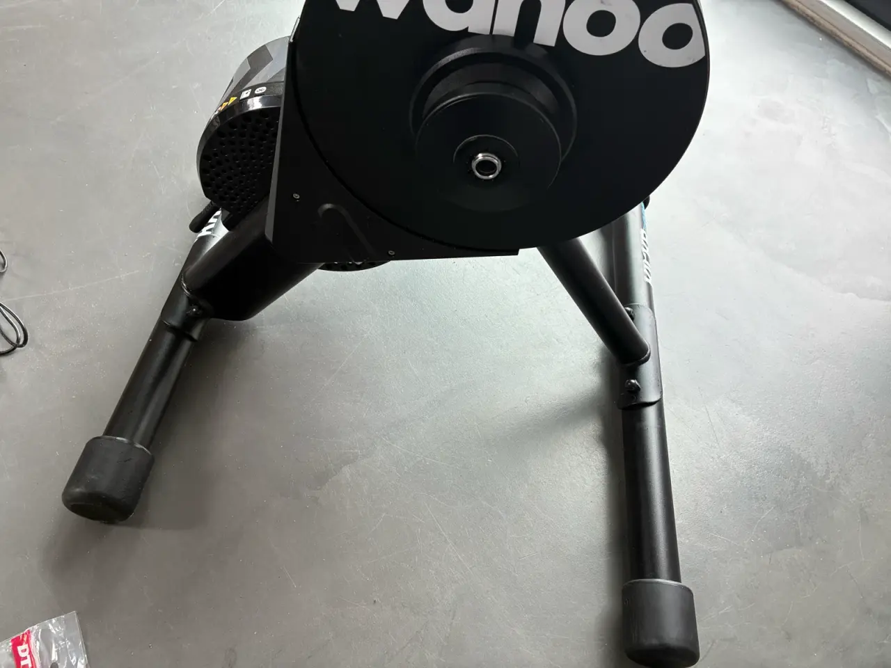 Billede 3 - Wahoo KICKR CORE Zwift One – kun brugt én sæson