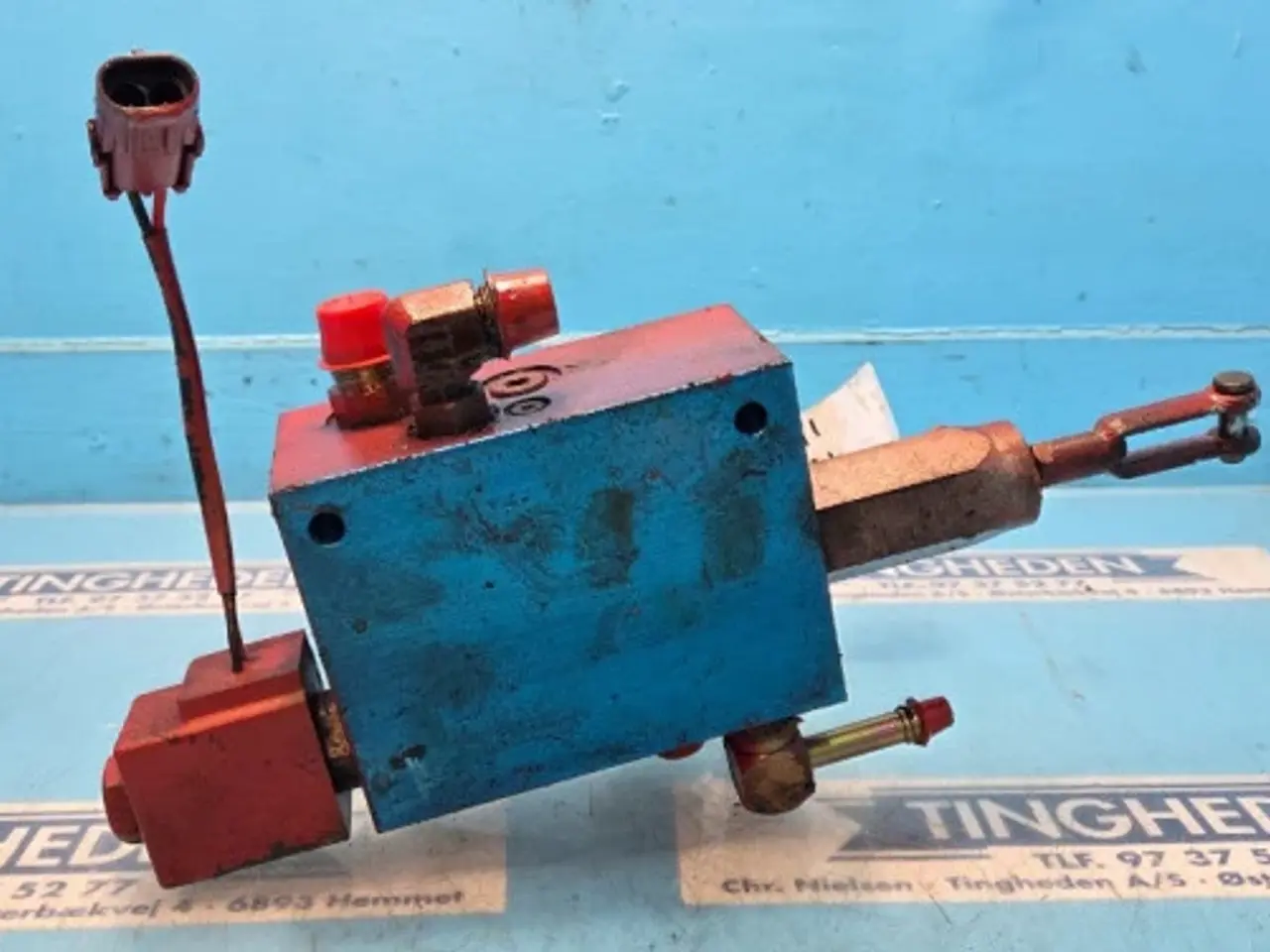 Billede 11 - Case 2388 Hydraulikventil 124235A3