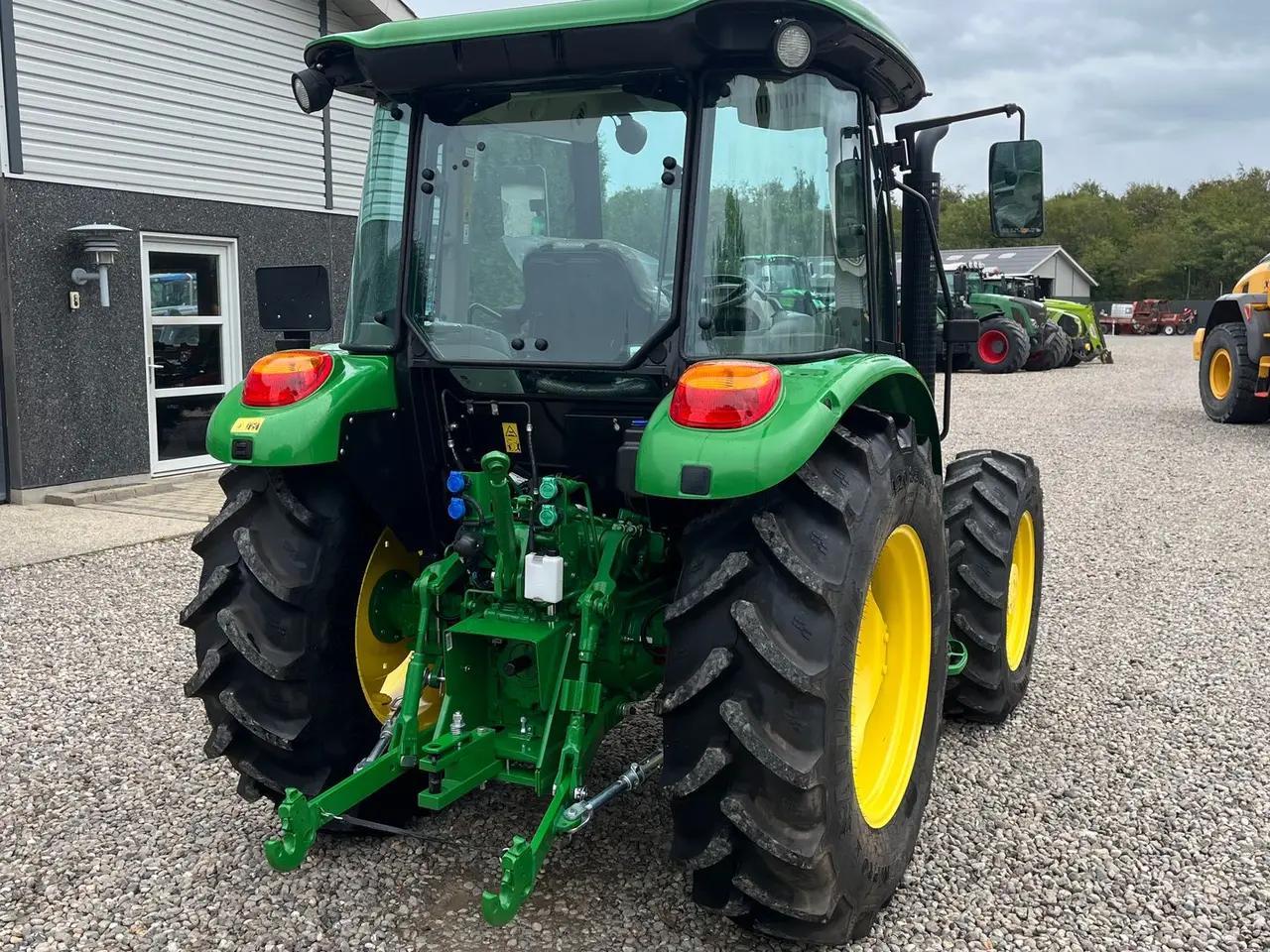 Billede 15 - John Deere 5075E Med aircondition og vendegear
