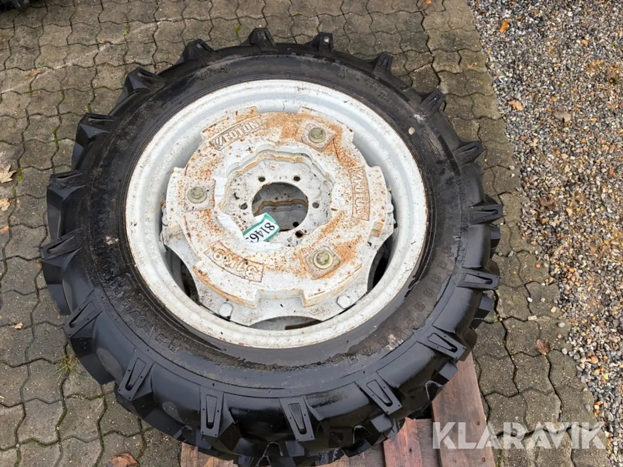 Billede 8 - Kompakttraktor dæk 2 styk 9.5 -24 med hjulvægt