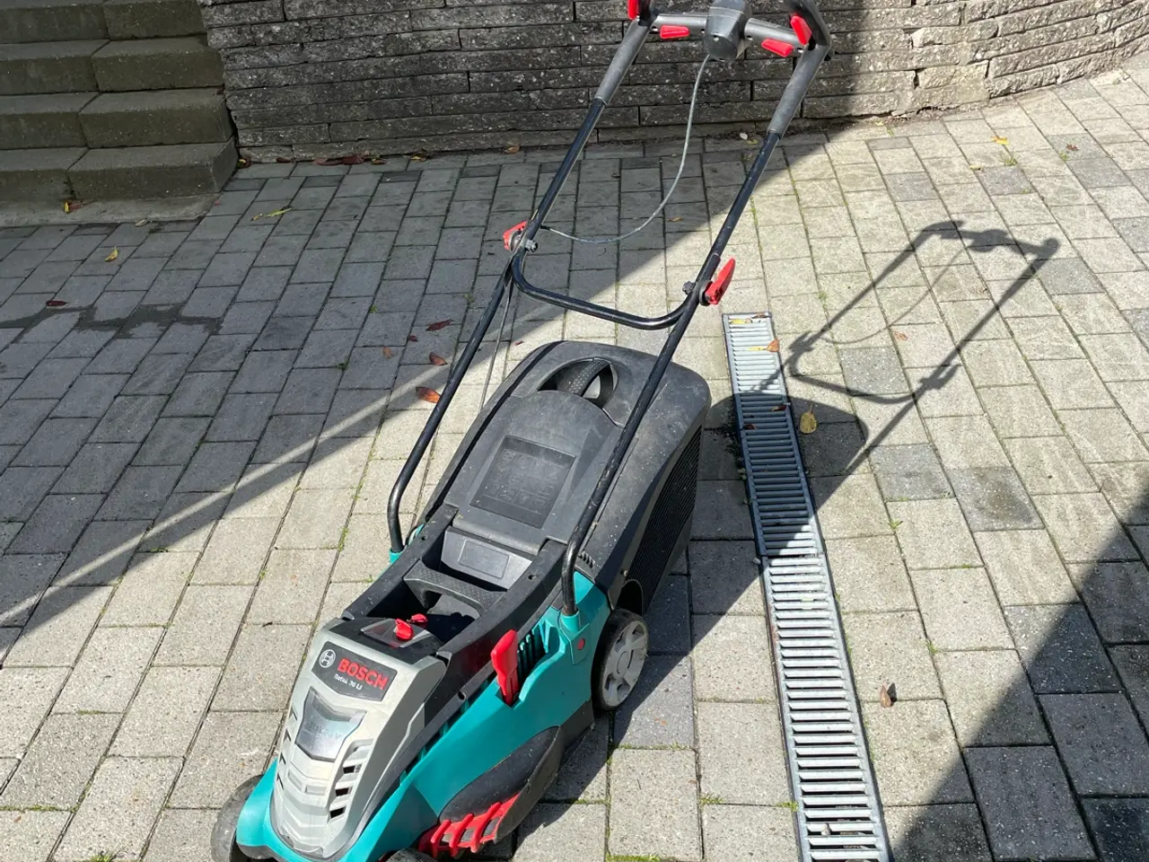Billede 4 - Bosch batteri plæneklipper