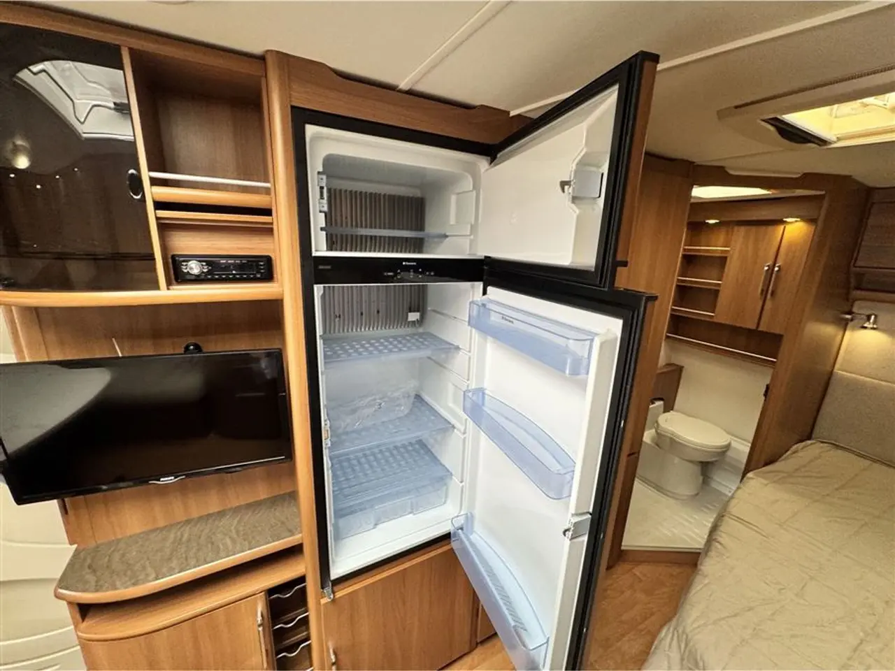 Billede 15 - 2012 - Kabe Classic 520 XL KS   Franskseng-Alde-Gulvv.-Telt