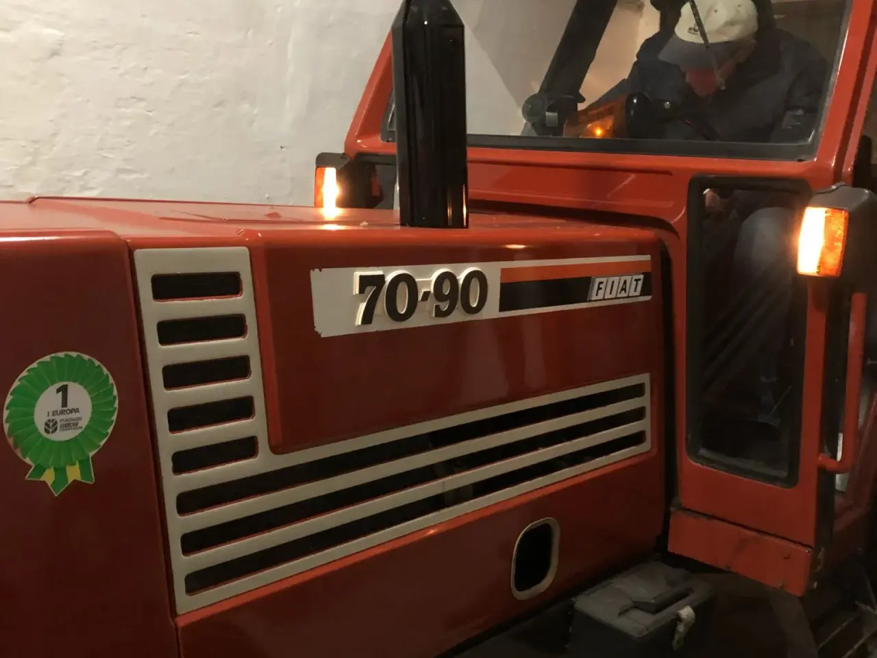 Billede 1 - Søger traktor