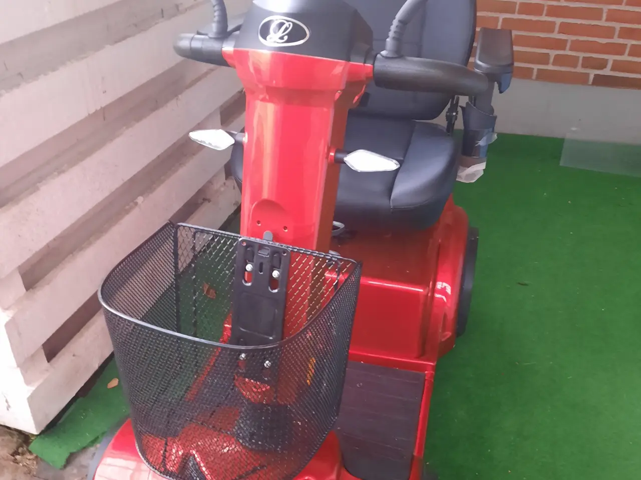 Billede 1 - Nyere El-Scooter sælges
