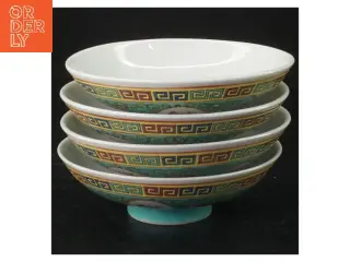 Dekorativ kinesisk porcelænstallerken (str. Ø 11,5 cm)