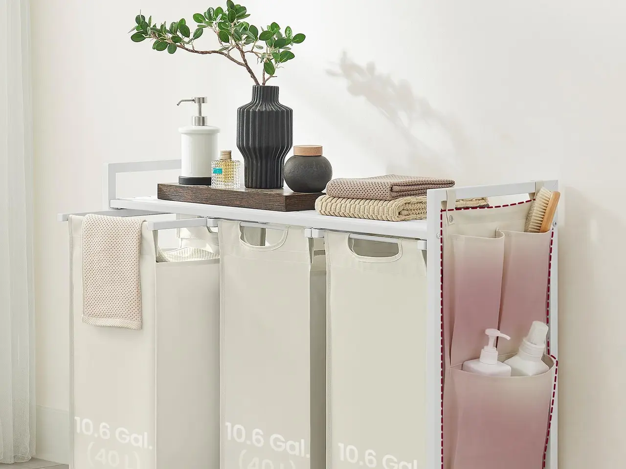 Billede 3 - Vasketøjssorterer med hylde og 3 poser - 120 l, Cloud White og hvid