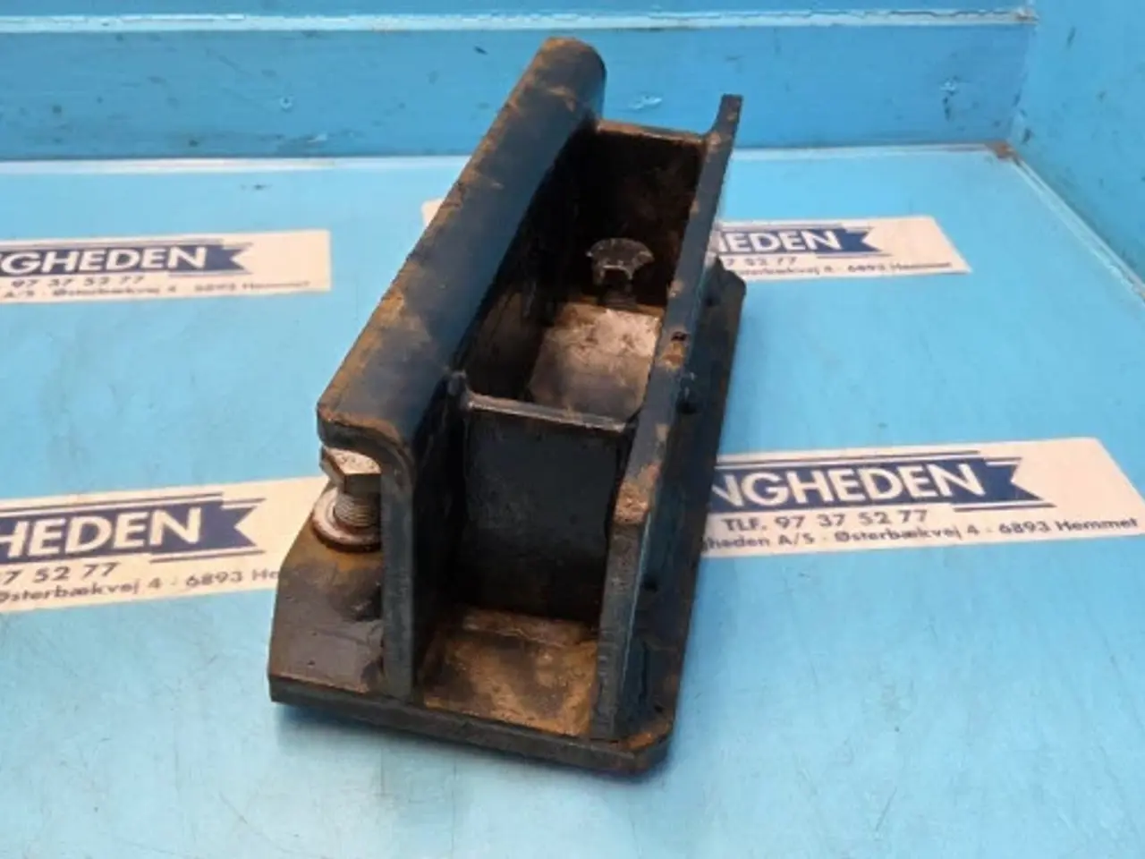 Billede 11 - New Holland TN95F Frontvægt Base 5177528