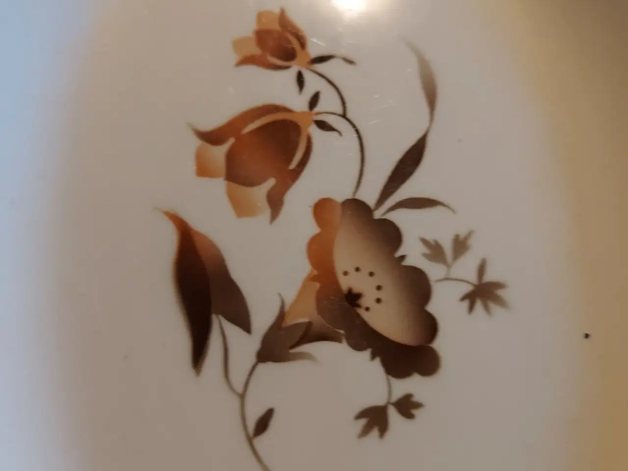 Billede 2 - Aluminia Convolvulus (Snerlel) 2 stk fade samlet