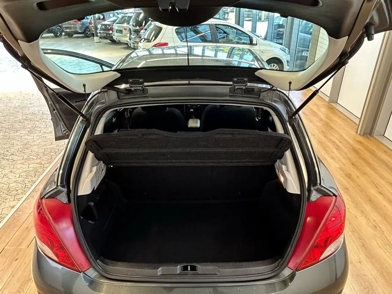 Billede 14 - Peugeot 207 1,6 HDI Comfort Plus 90HK 5d