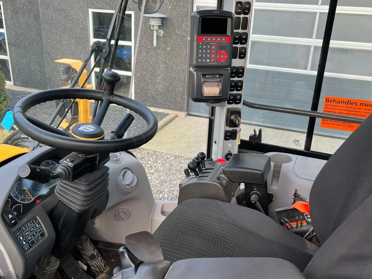 Billede 6 - Volvo L90H DK-Maskine med CDC, BSS, 650mm hjul & centralsmørring OG EVT MED VÆGT SAMT PRINTER