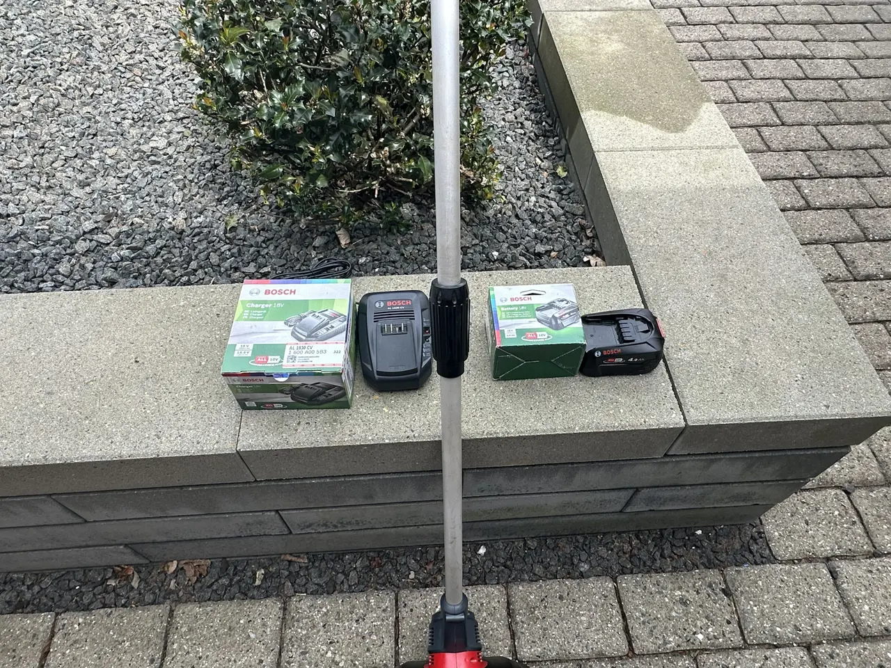 Billede 5 - Batteridrevet kultivator til havearbejde