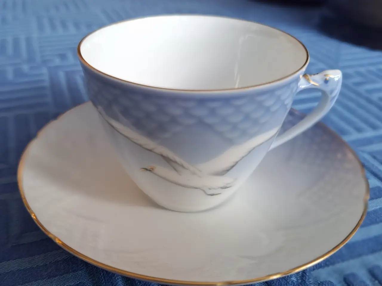 Billede 2 - Mågestel Espresso/Mokka kop med guldkant .
