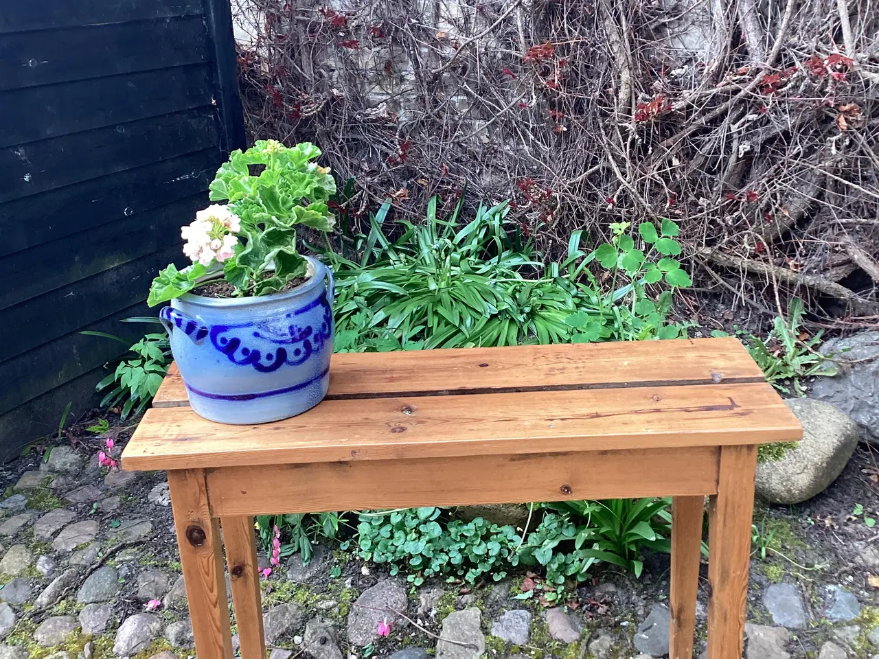 Billede 2 - Blomsterbænk eller lille bord