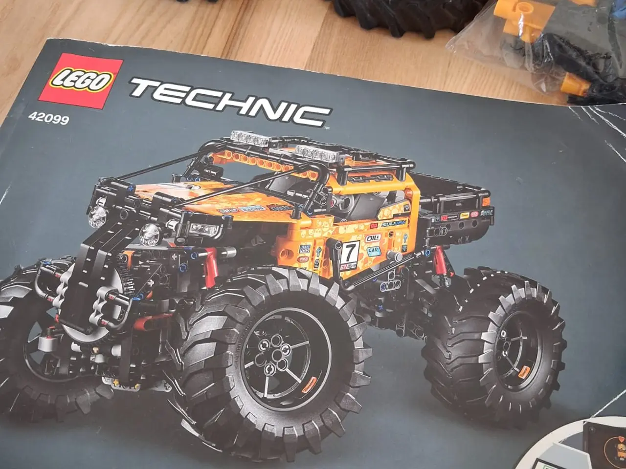 Billede 1 - LEGO Technic 4x4 42099 fjernstyret bil