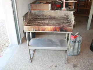 Stor kulgrill i rustfrit stål