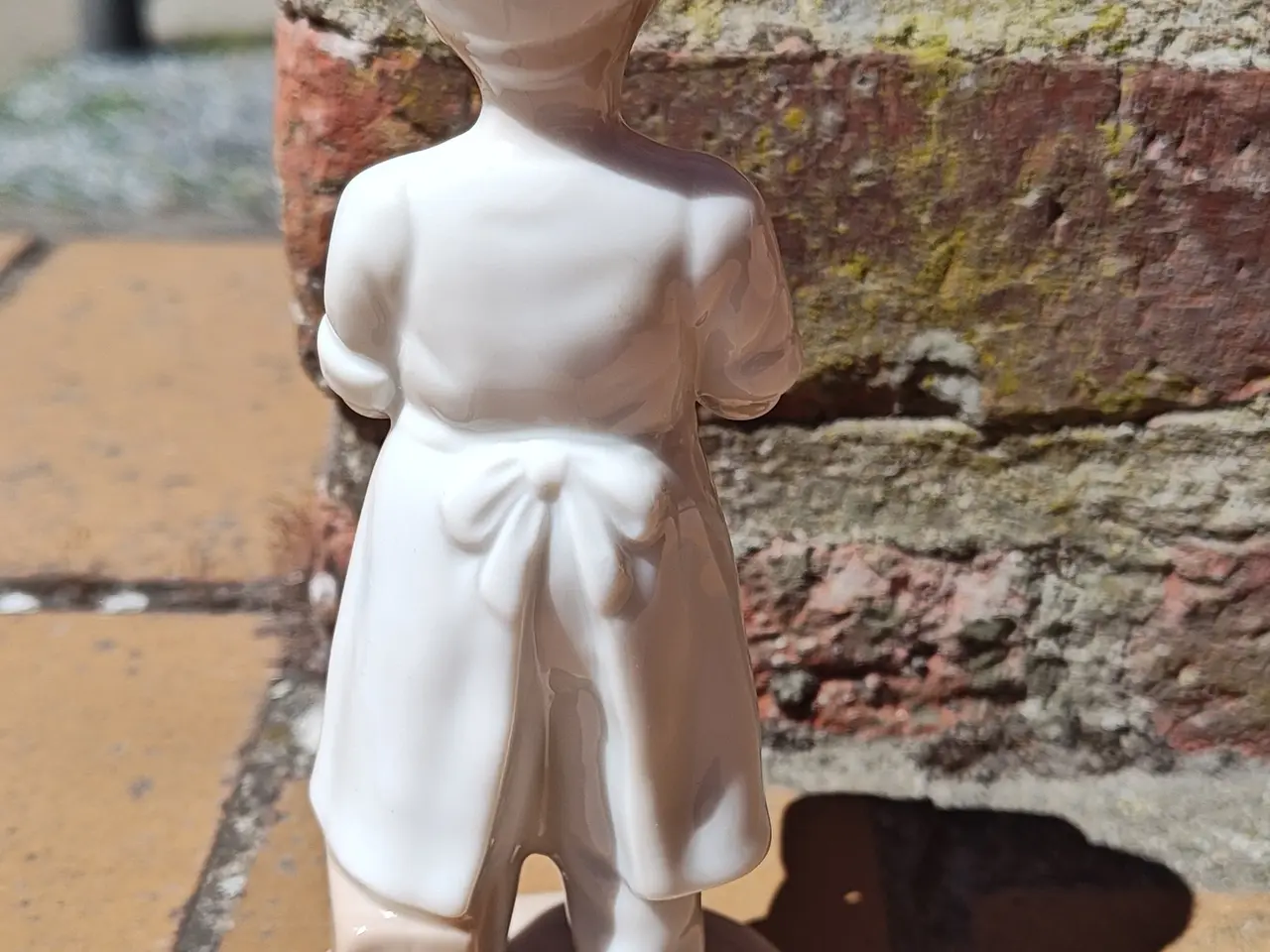 Billede 4 - Bager dreng figur