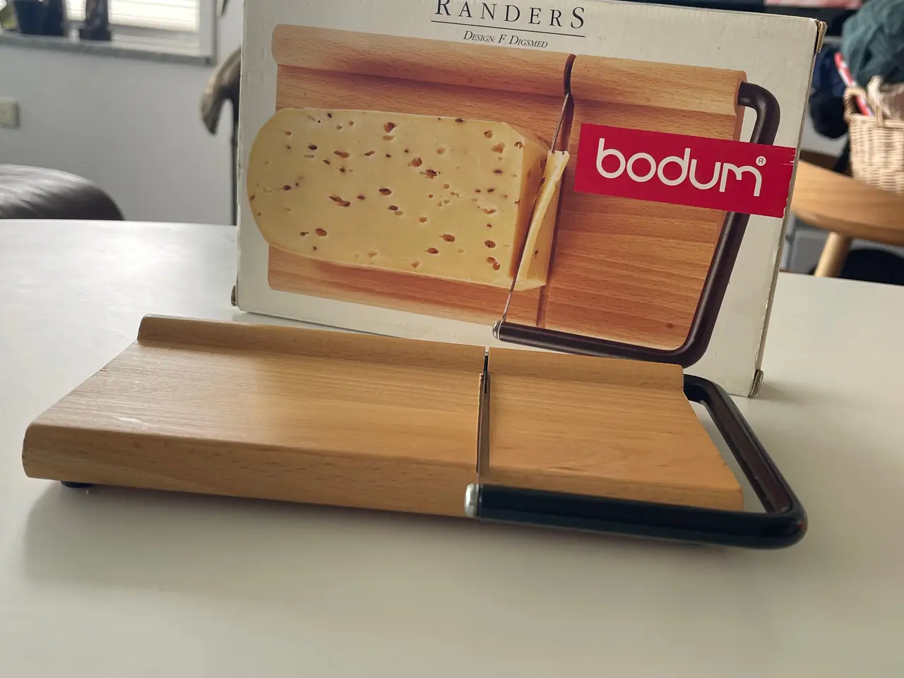 Billede 3 - 5856 Ryslinge Bodum ostebræt m. kniv W3340