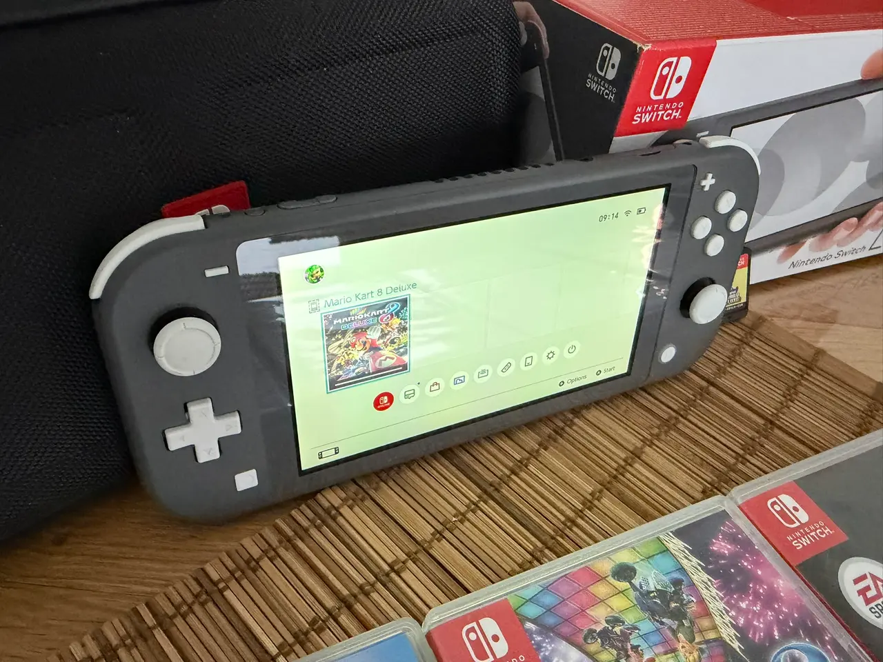 Billede 5 - Nintendo Switch Lite i grå + 6 spil og etui