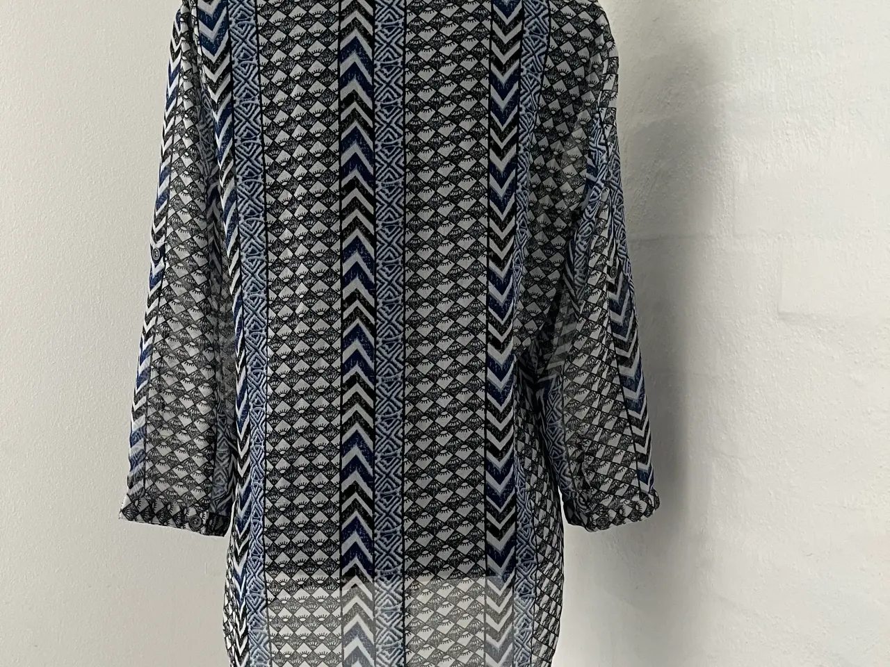 Billede 4 - Bluse str.36