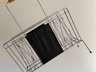 Vintage magasinholder m sort kunstlæder