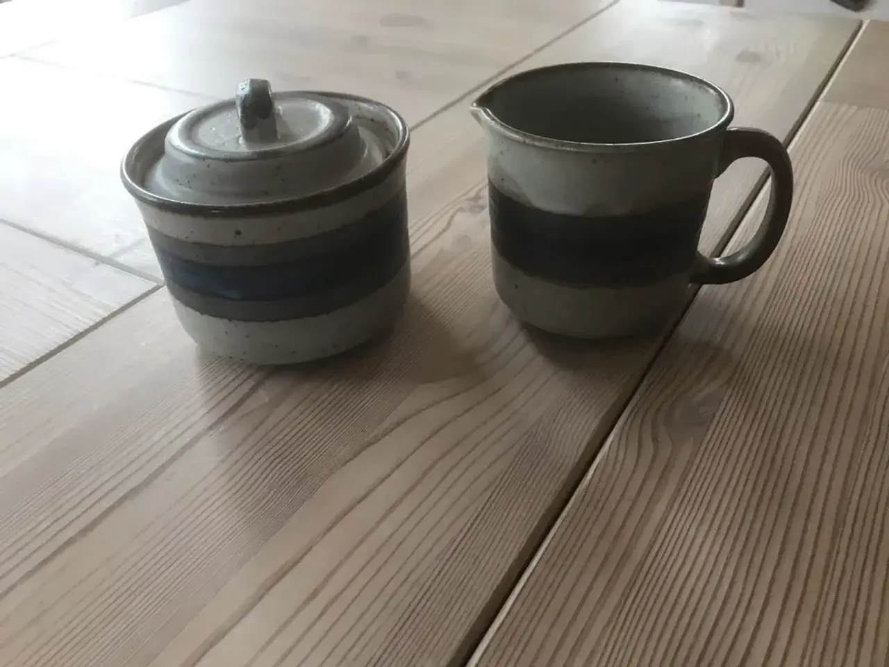 Billede 2 - Sukkerskål og flødekande